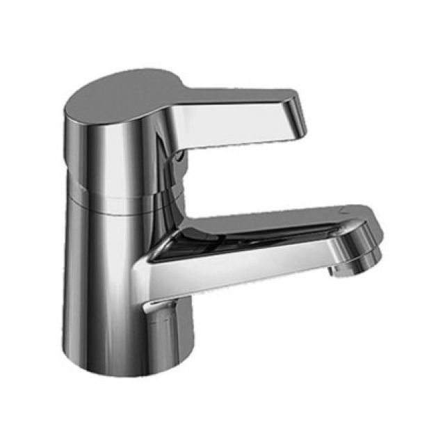 Miscelat. per lavabo SWAP
S 110 mm bocca fissa
tubi di collegamento 3/8"
piletta eccentrica
gruppo acustico I
Colori: chromeline